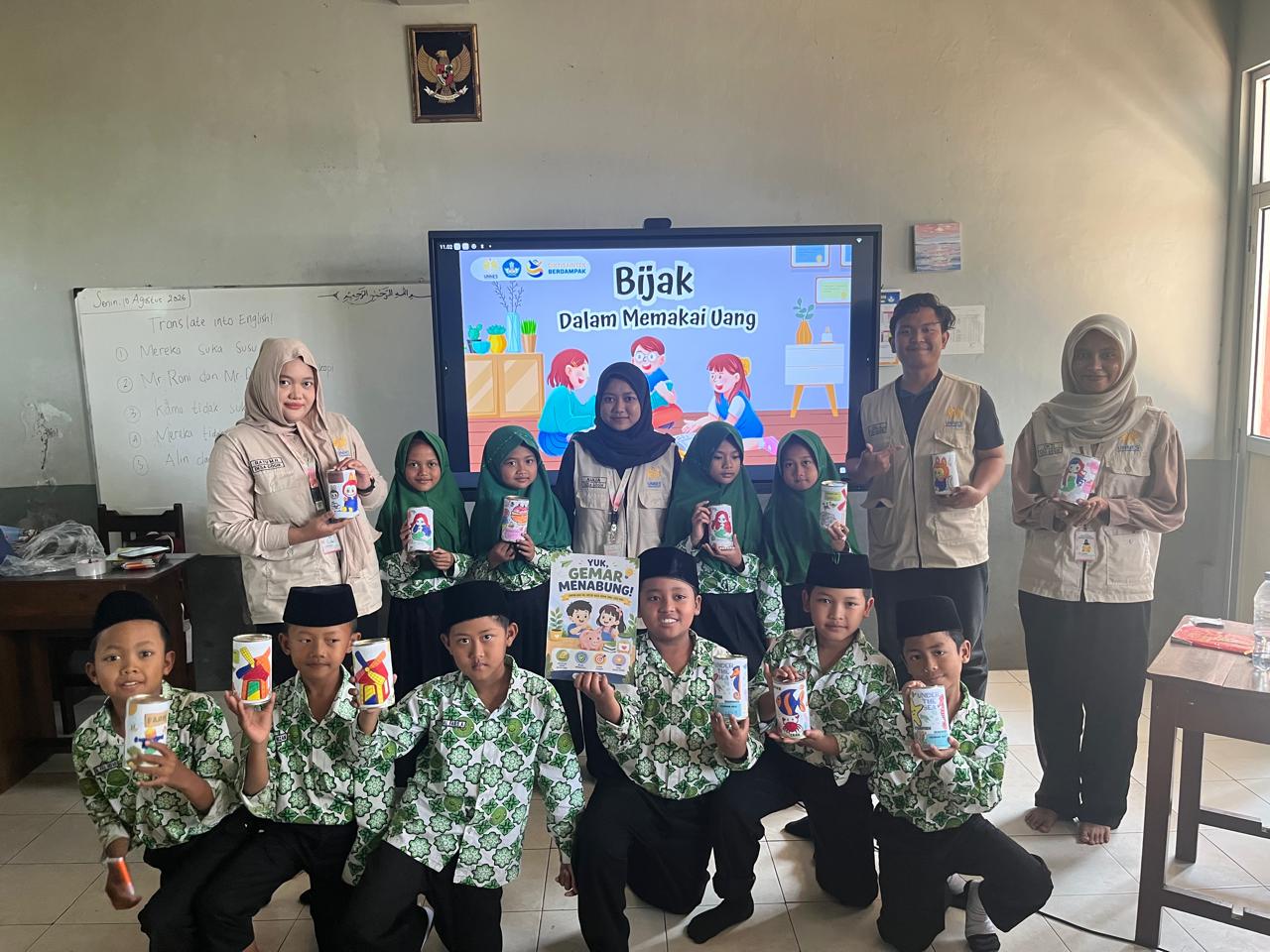 Gemar Menabung, Finalisasi Pasar Gogik, dan Branding UMKM Jenang dan Wajik