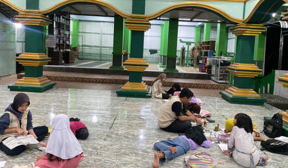 Pelayanan Kecamatan, Pendampingan Legalitas UMKM, Tinjauan Peta Potensi Desa, dan Bimbingan Belajar Edukatif