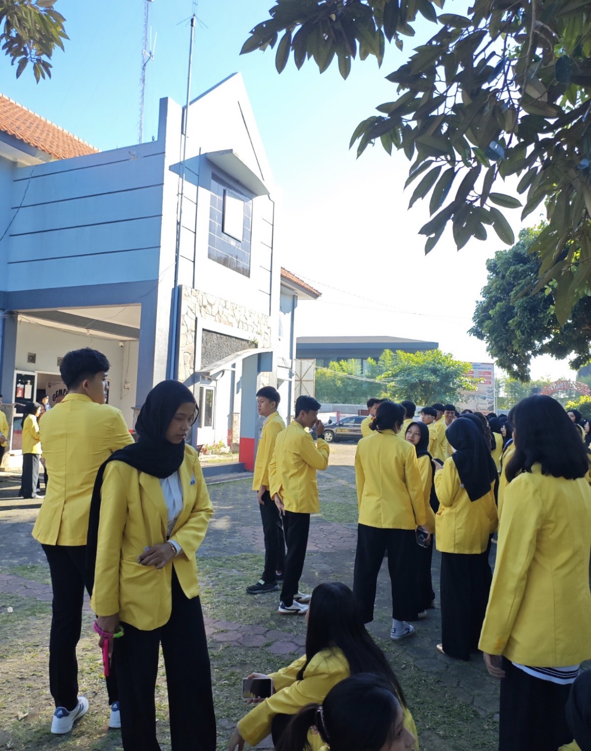 Upacara Pelepasan Giat Unnes 16 di Kantor Kecamatan Ungaran Barat