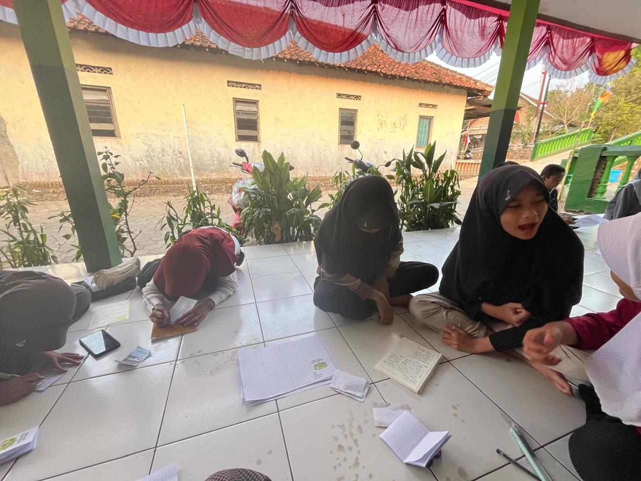 Pelayanan Kecamatan, Pembelajaran di SD Islam Gintungan, Pendampingan Legalitas UMKM, Tinjauan Peta Potensi Desa, dan Pelatihan Lomba