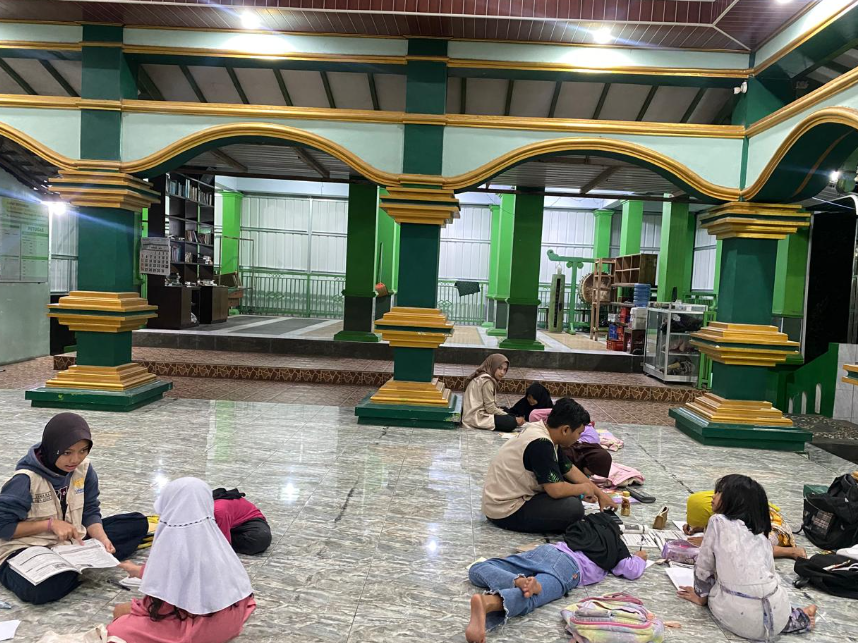 Pelayanan Kecamatan, Pembelajaran di SD Islam Gintungan, Pendampingan Legalitas UMKM, Tinjauan Peta Potensi Desa, dan Pelatihan Lomba