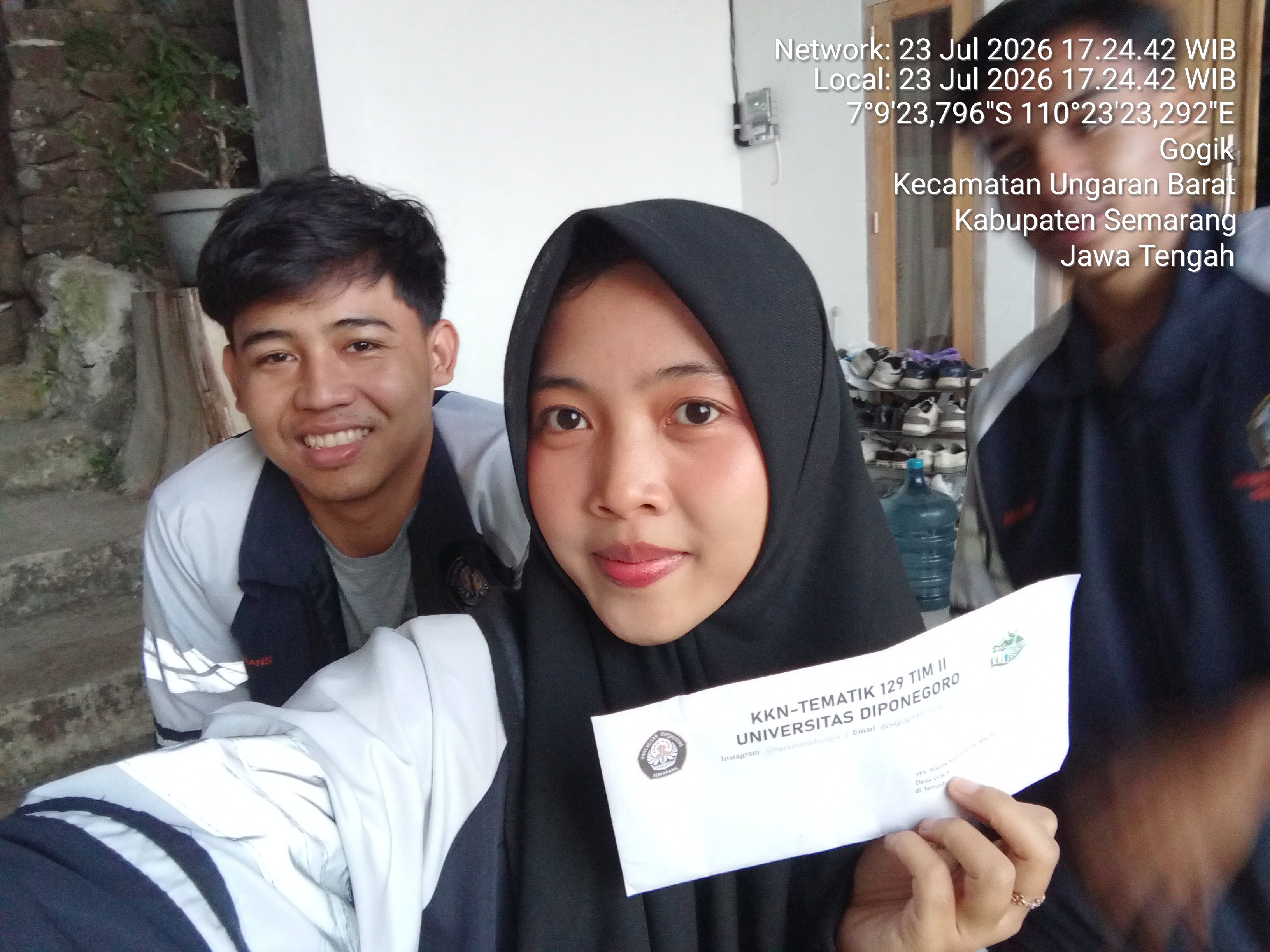 Absensi Pagi, Diskusi Perombakan Program Kerja Multidisiplin I, II, dan III, Pembuatan Alat Peraga Edukasi Program Kerja Sosial Kemasyarakatan, serta Penyebaran Undangan Sosialisasi Pemaparan Program Kerja