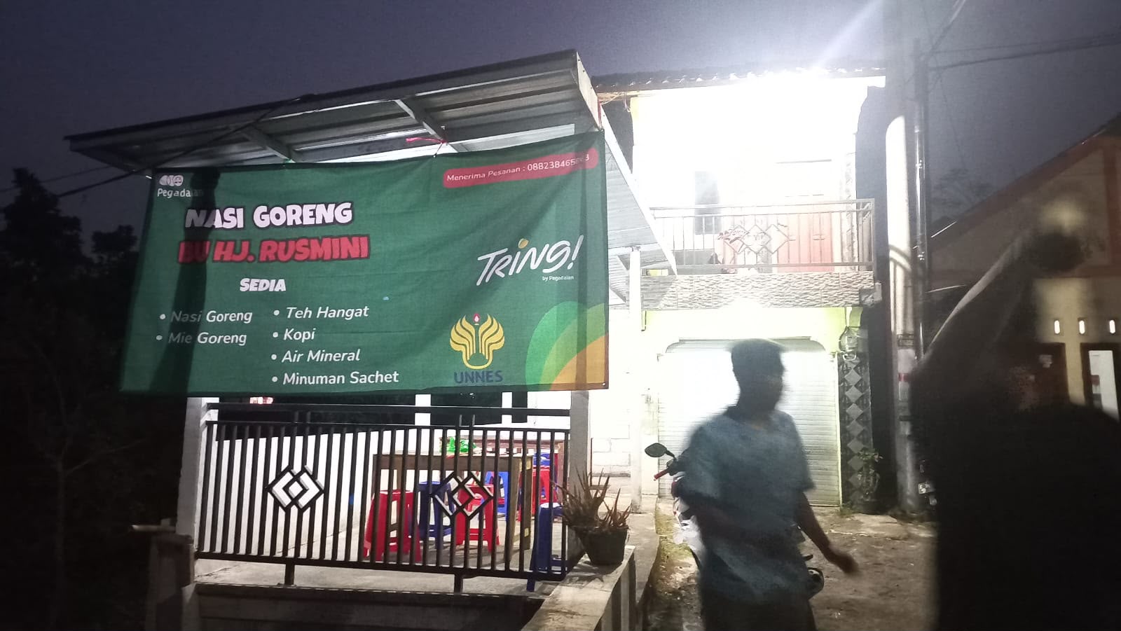 Pelayanan Administrasi Desa, Verifikasi Akhir UMKM, Pemasangan Banner, dan Persiapan Penarikan KKN