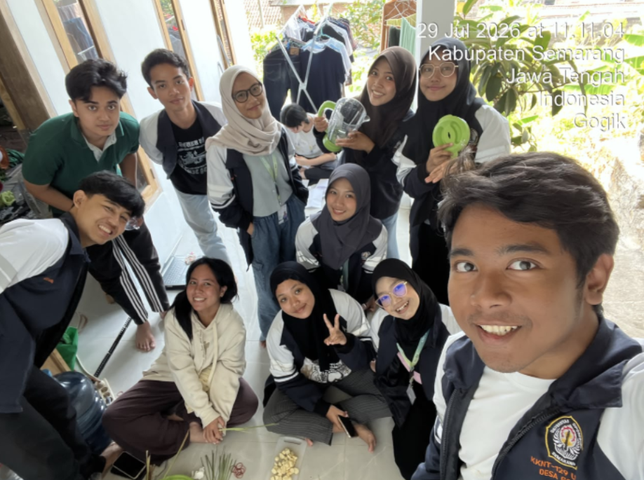 Melakukan Research adn development mengenai pembuatan pestisida nabati