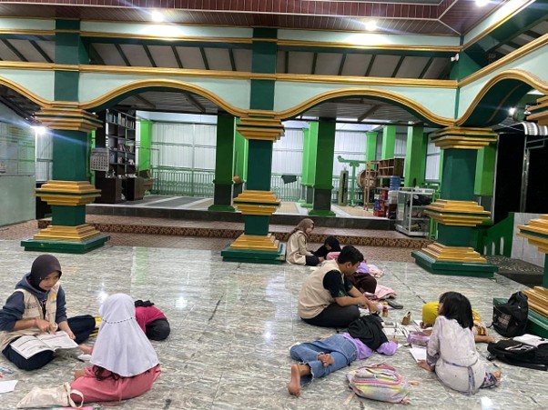 Pelayanan Kecamatan, Pendampingan Legalitas UMKM, Tinjauan Peta Potensi Desa, dan Bimbingan Belajar Edukatif