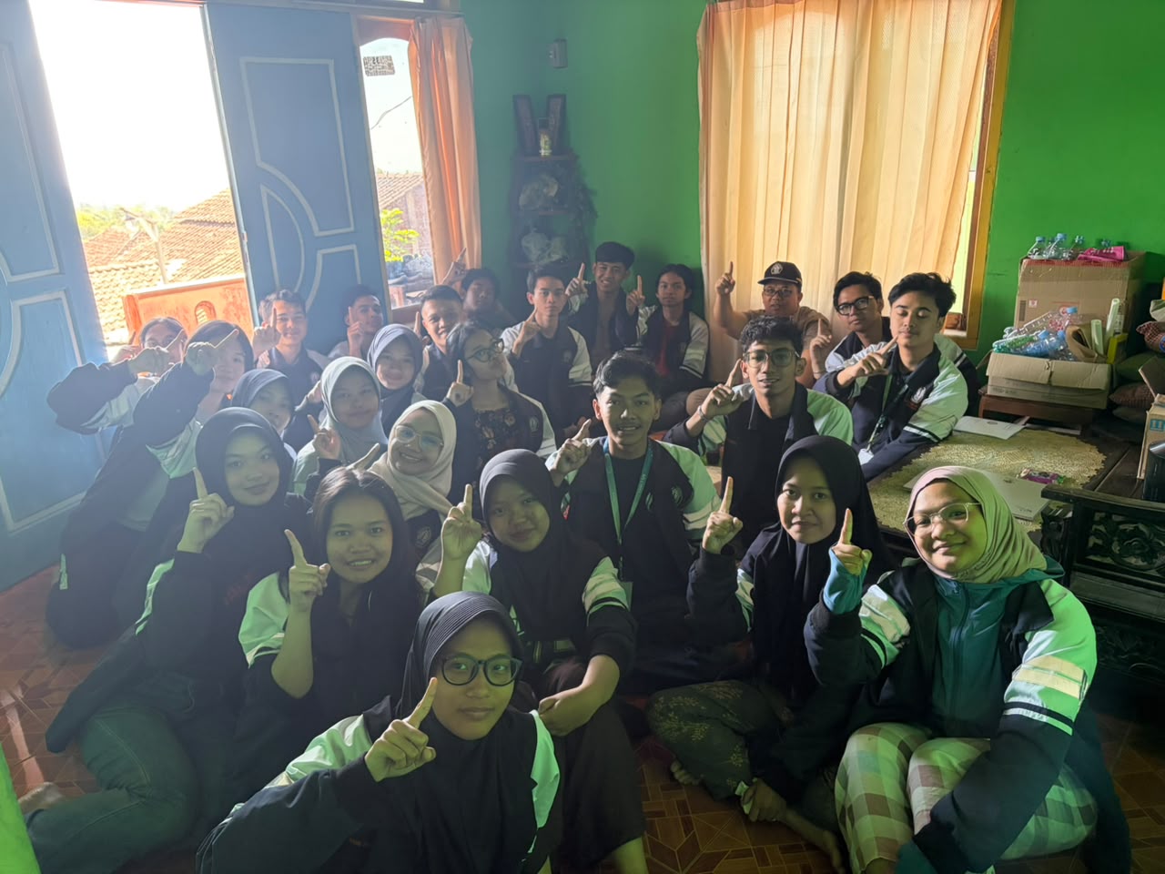 Program Sosmas Sosialisasi Ibu Hamil, Kunjungan DPL, dan RnD Program Multidisiplin